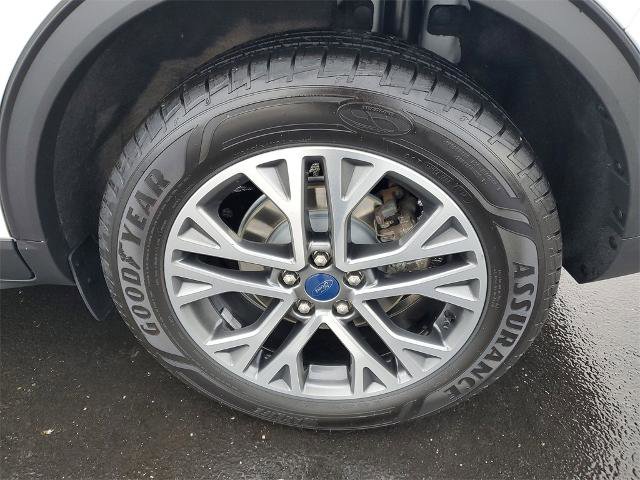 Certified 2022 Ford Escape SEL w/ Technology Package image 29