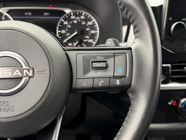 Used 2024 Nissan Pathfinder SL AWD/4WD image 18