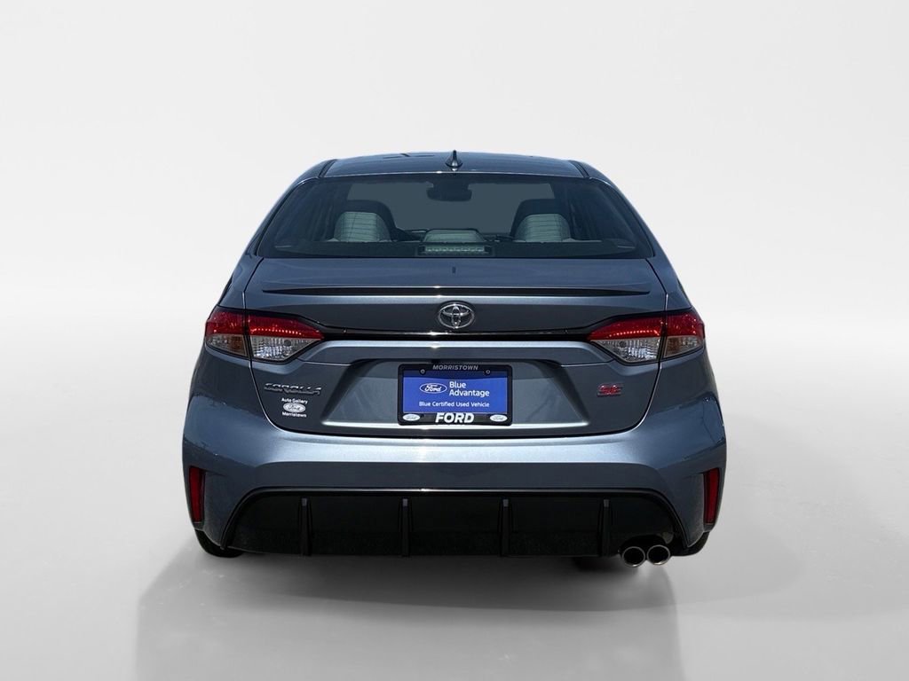 Used 2025 Toyota Corolla SE image 3