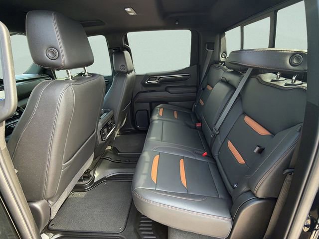 Used 2024 GMC Sierra 1500 AT4 w/ Technology Package image 17