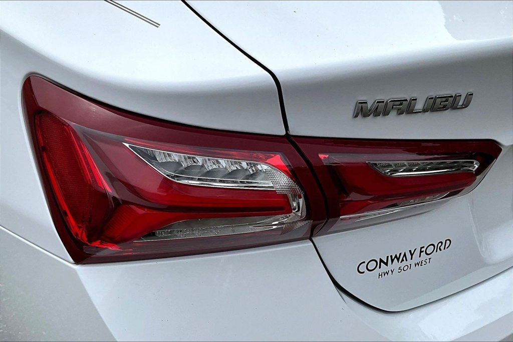 Used 2022 Chevrolet Malibu LT FWD image 25