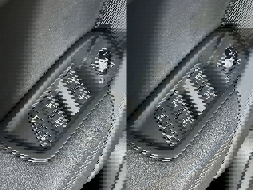 Used 2023 Audi Q5 2.0T Premium Plus w/ Premium Plus Package image 30