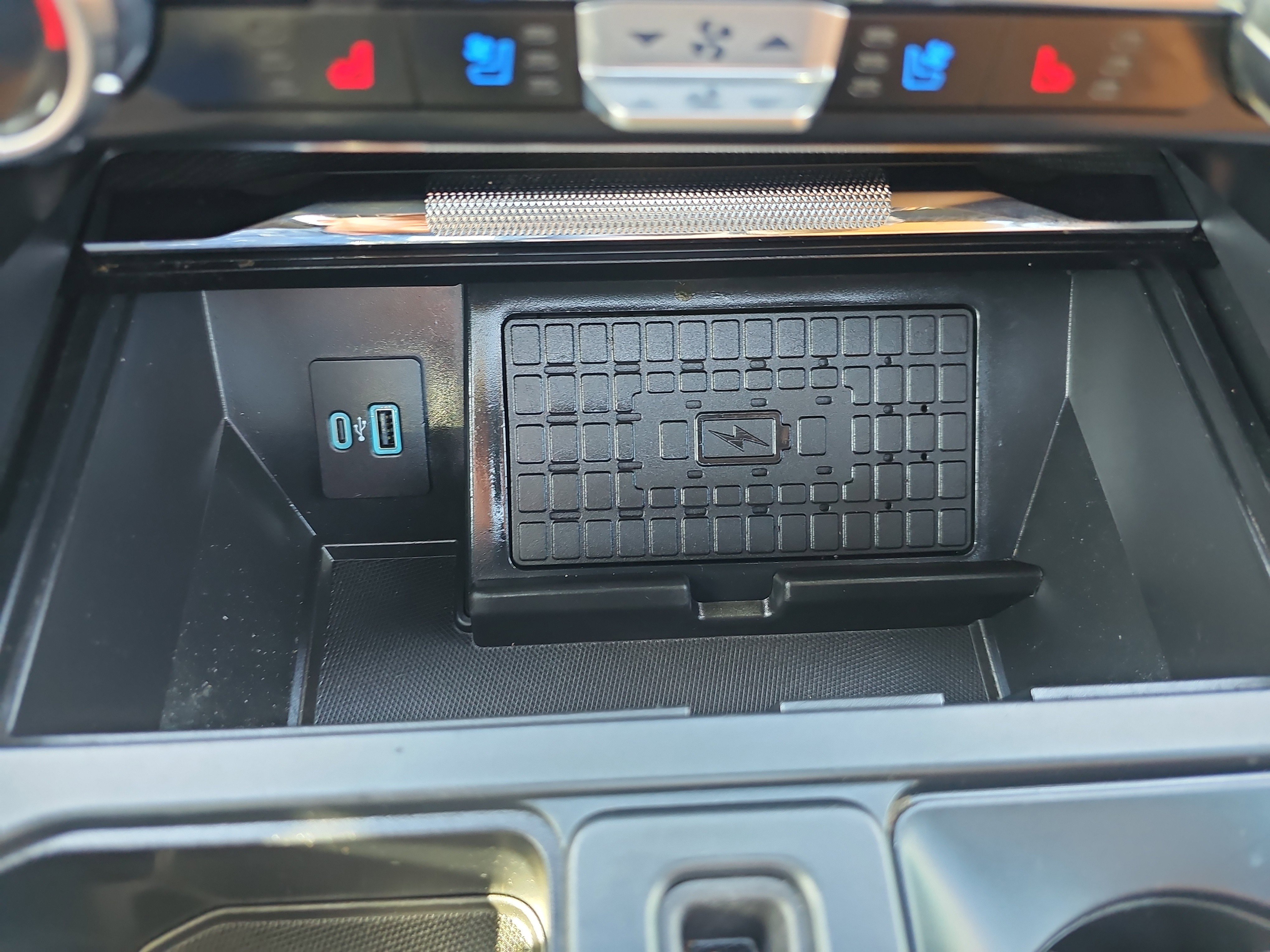 Certified 2023 Ford F150 Platinum w/ Equipment Group 701A High AWD/4WD image 36