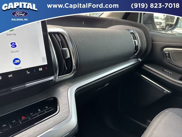 Certified 2025 Ford Expedition Max Platinum image 30