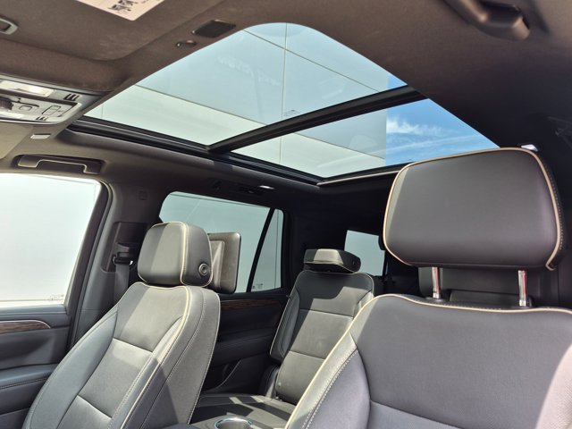 Used 2023 Chevrolet Tahoe Premier RWD image 18