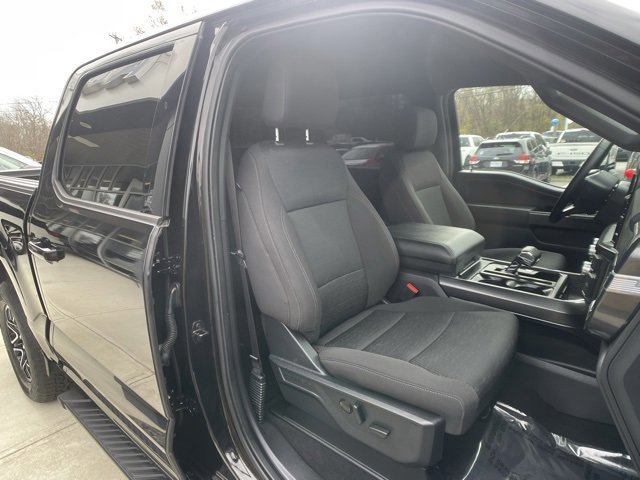 Certified 2023 Ford F150 XLT w/ Equipment Group 302A High image 33