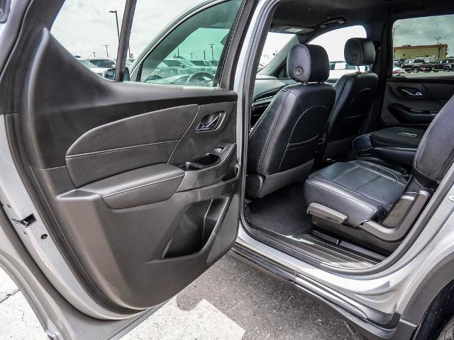 Used 2023 Chevrolet Traverse LT FWD image 27