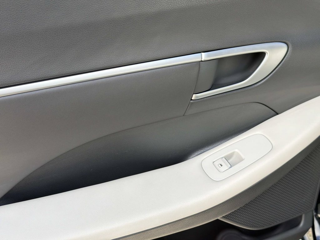 Used 2025 Hyundai Sonata SEL FWD image 20