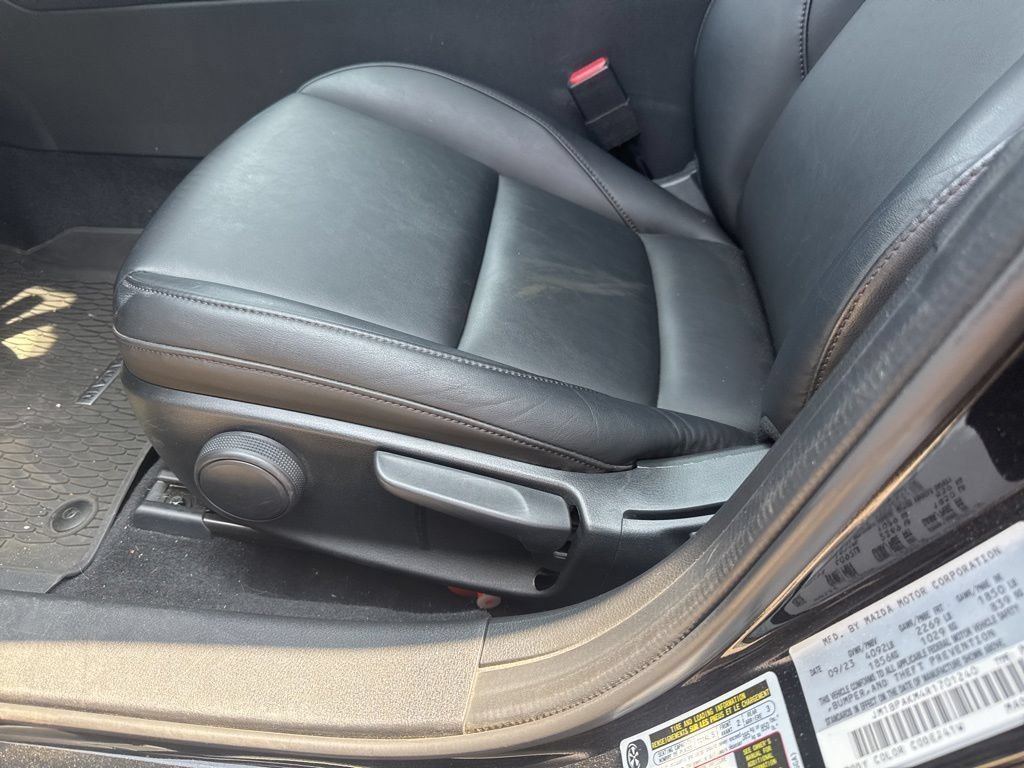 Used 2024 MAZDA MAZDA3 s FWD image 39