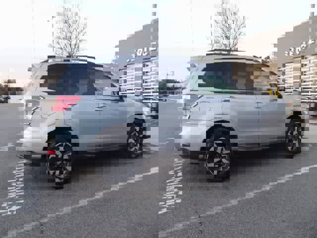 Used 2017 Subaru Forester 2.5i Premium w/ Popular Package #1A image 5