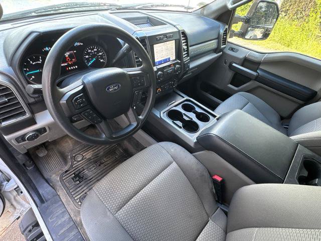 Certified 2022 Ford F250 XLT w/ Black Appearance Package AWD/4WD image 35