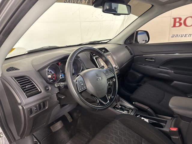 Used 2022 Mitsubishi Outlander Sport LE image 12