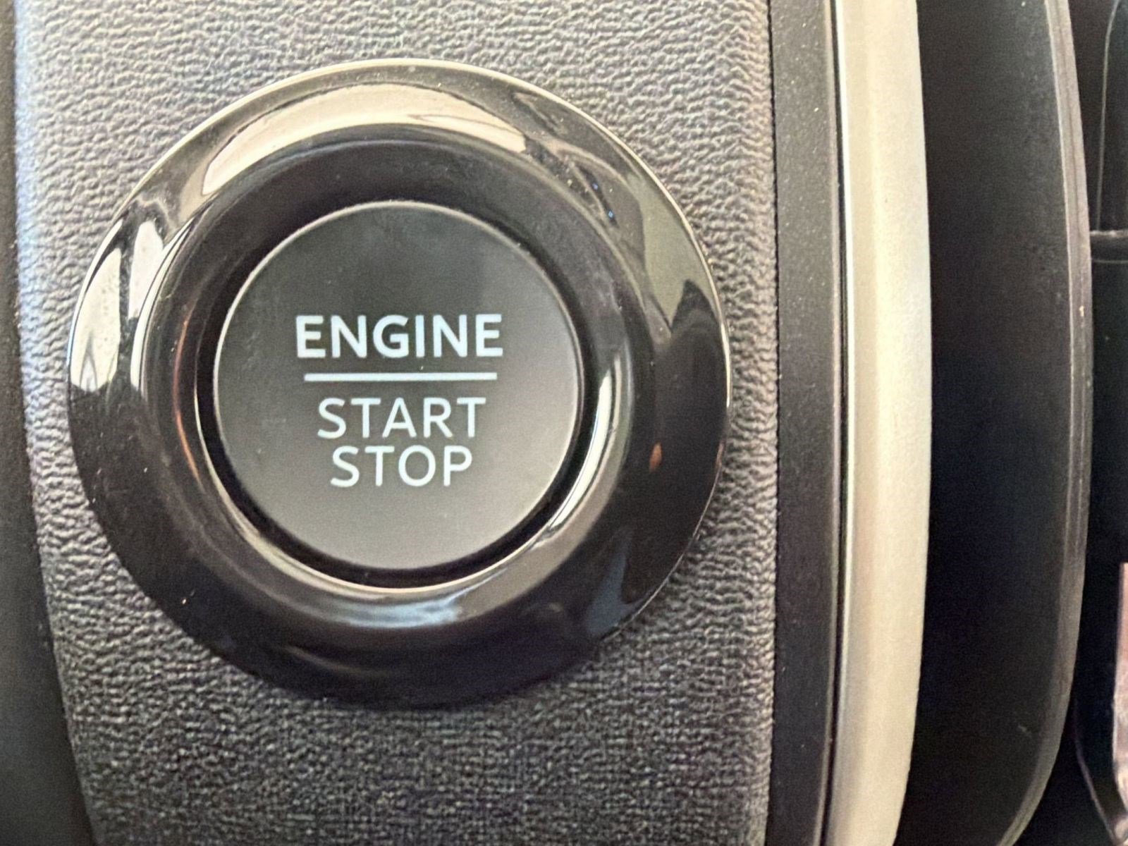 Certified 2025 Ford Expedition Active image 22