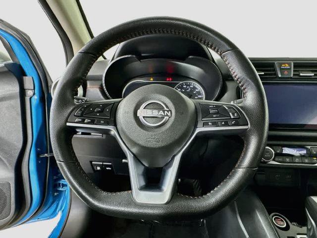 Used 2025 Nissan Versa SR FWD image 15