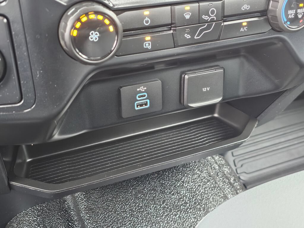 Certified 2023 Ford F250 XL RWD image 29