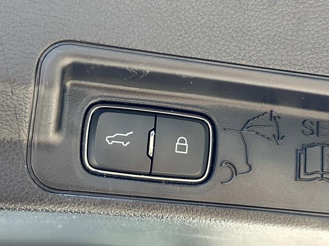 Certified 2021 Ford Explorer Limited w/ Hybrid Equipment Group 310A image 12