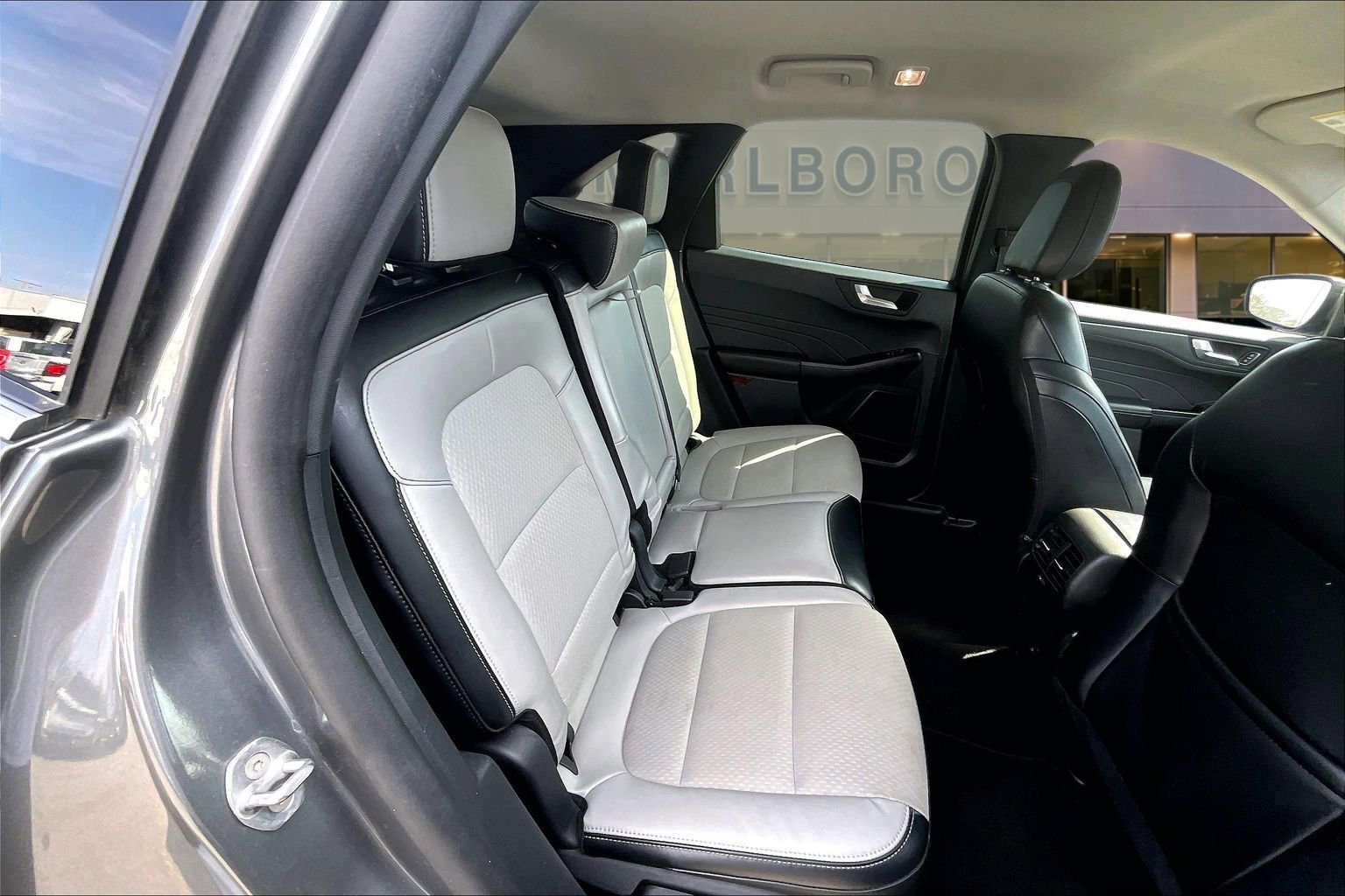 Certified 2025 Ford Escape SE FWD image 27
