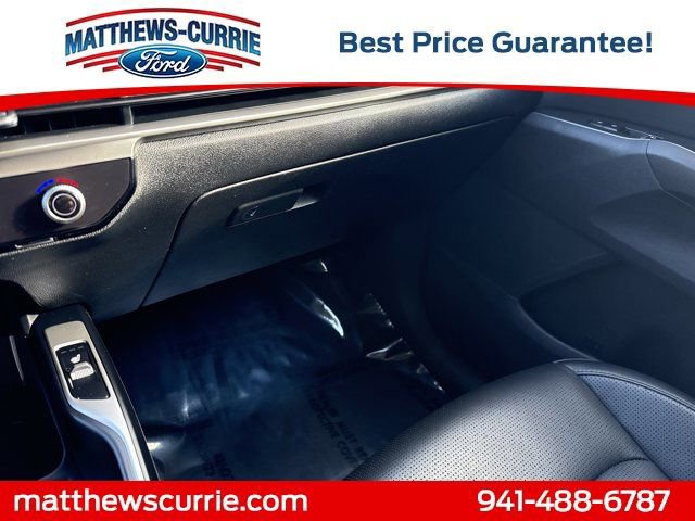 Used 2024 Kia Sorento S image 24