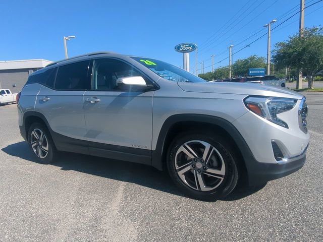 Used 2020 GMC Terrain SLT w/ Preferred Package FWD image 2