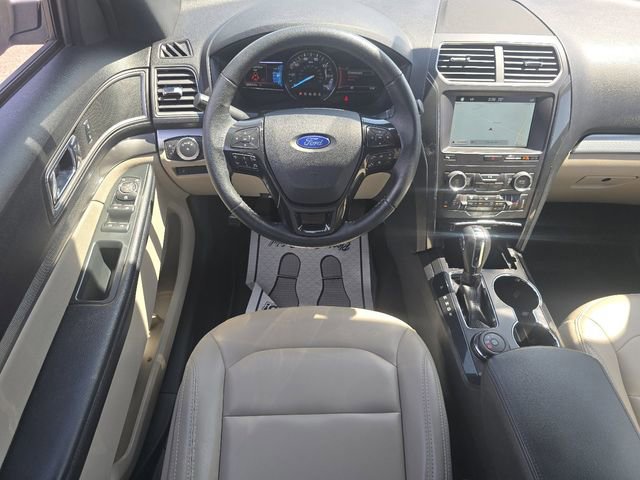 Certified 2019 Ford Explorer XLT w/ Equipment Group 202A AWD/4WD image 26