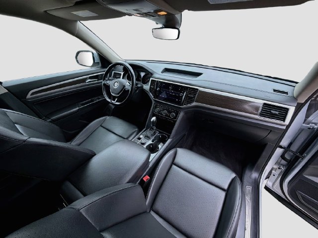 Used 2018 Volkswagen Atlas SEL AWD/4WD image 14