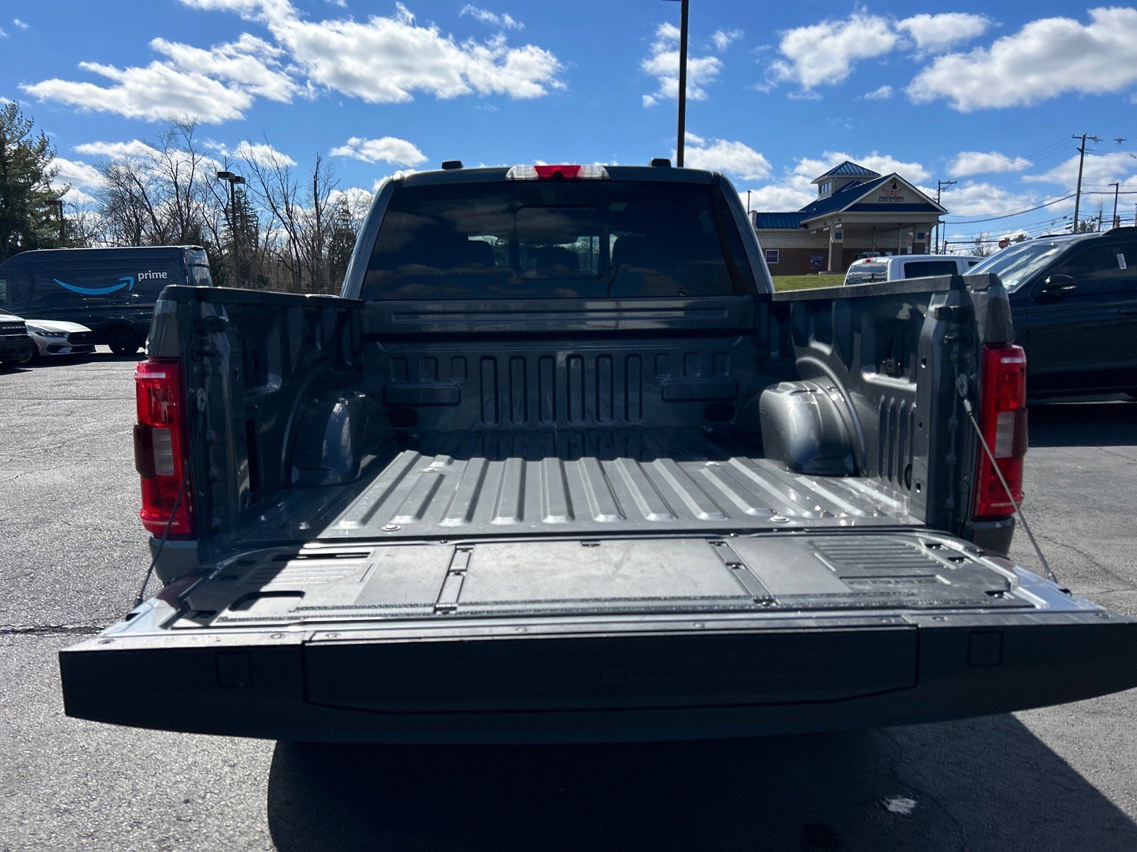 Certified 2022 Ford F150 XLT w/ Equipment Group 302A High image 14