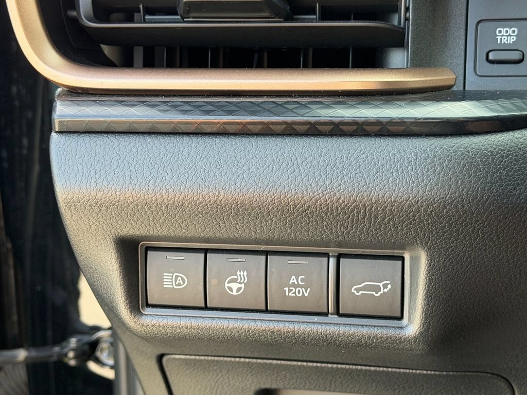 Used 2024 Toyota Grand Highlander AWD Hybrid image 30