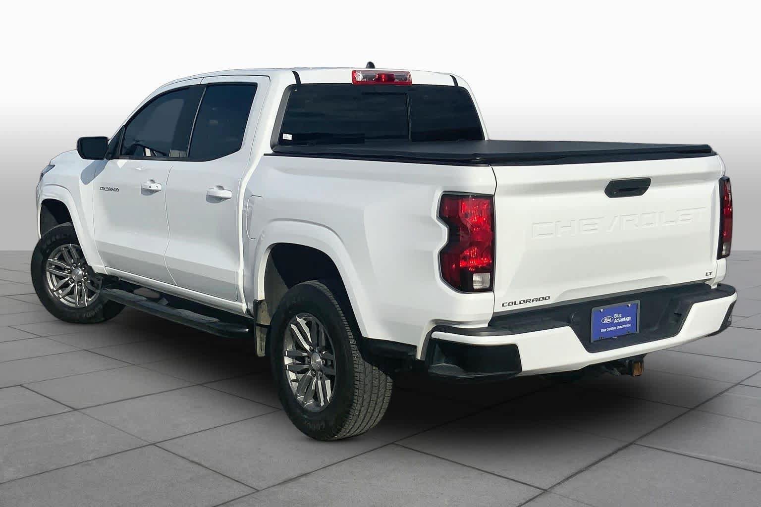 Used 2024 Chevrolet Colorado LT w/ LT Convenience Package RWD image 12