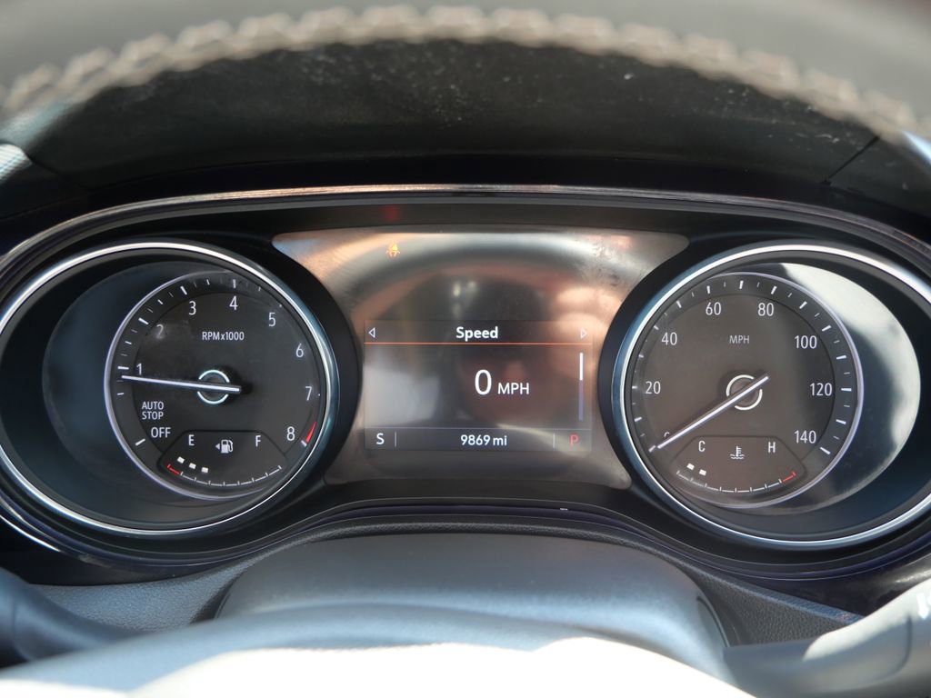 Used 2022 Buick Encore GX Select w/ Sport Touring Package image 27