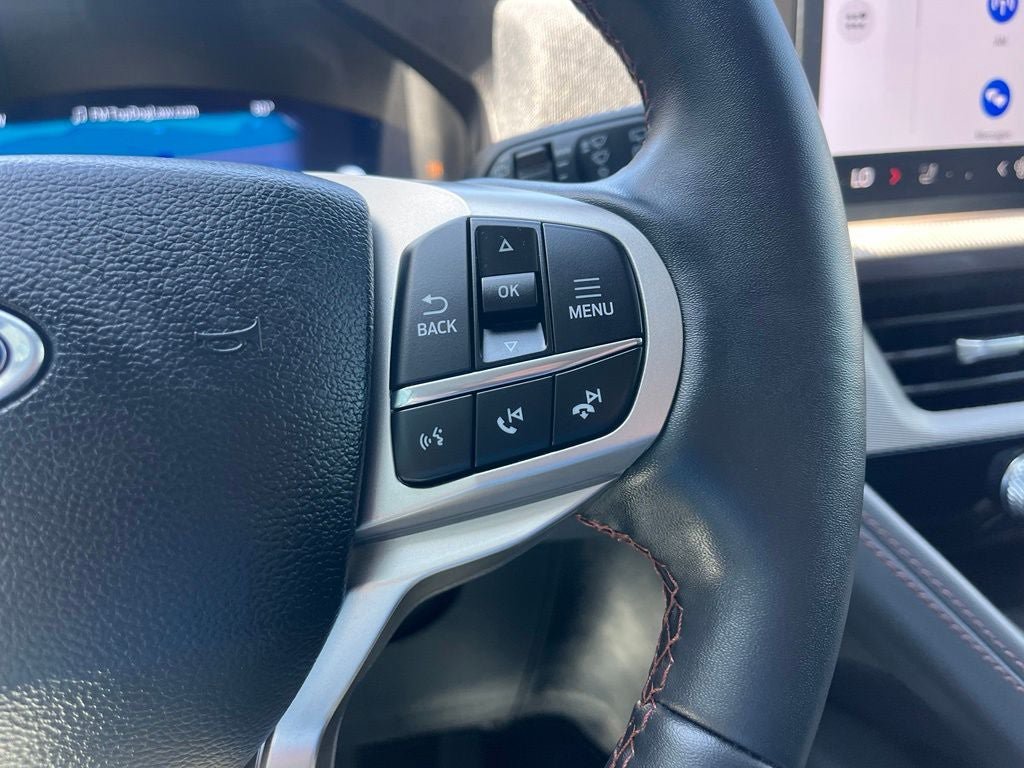 Certified 2025 Ford Explorer Active w/ Active Comfort Package AWD/4WD image 30