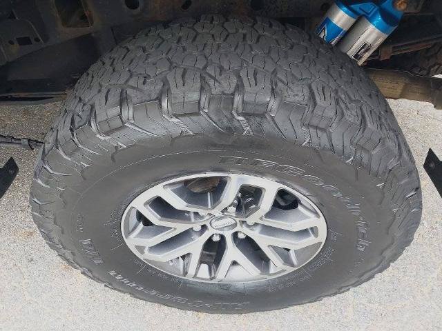 Certified 2018 Ford F150 Raptor w/ Equipment Group 802A Luxury AWD/4WD image 12