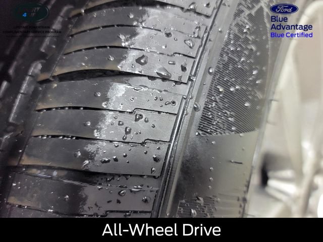 Certified 2024 Ford Edge Titanium AWD/4WD image 13