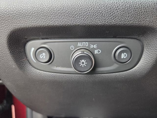 Used 2018 Chevrolet Traverse Premier w/ Driver Confidence II Package image 24