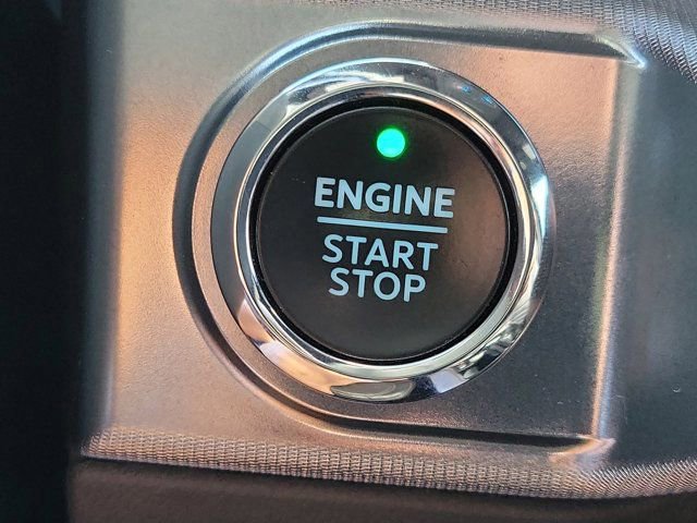 Certified 2022 Ford F150 Platinum w/ Equipment Group 701A High image 31