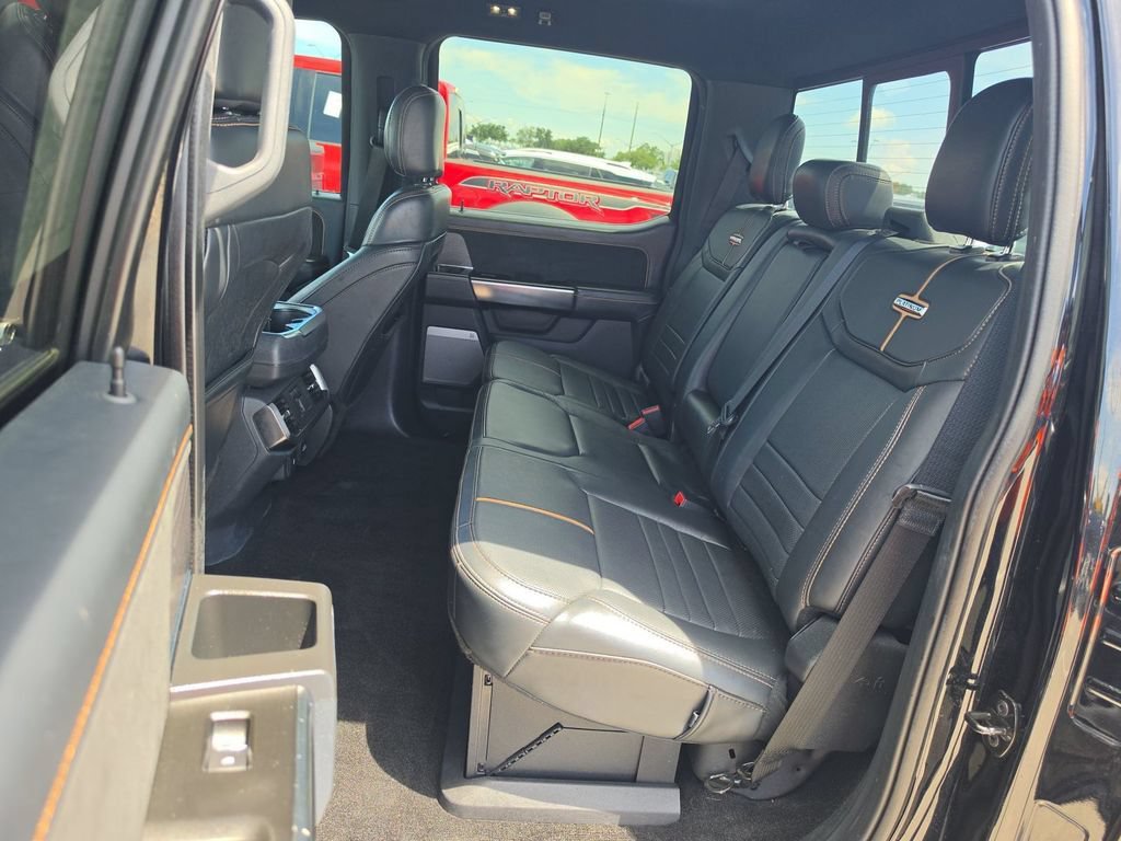 Certified 2022 Ford F150 Platinum w/ Trailer Tow Package AWD/4WD image 12