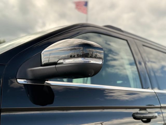 Certified 2025 Ford Expedition Active AWD/4WD image 53