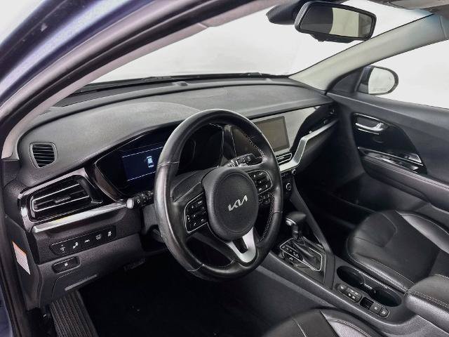 Used 2022 Kia Niro EX Premium FWD image 9