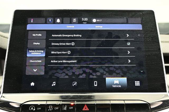 Used 2024 Jeep Compass Latitude AWD/4WD image 36