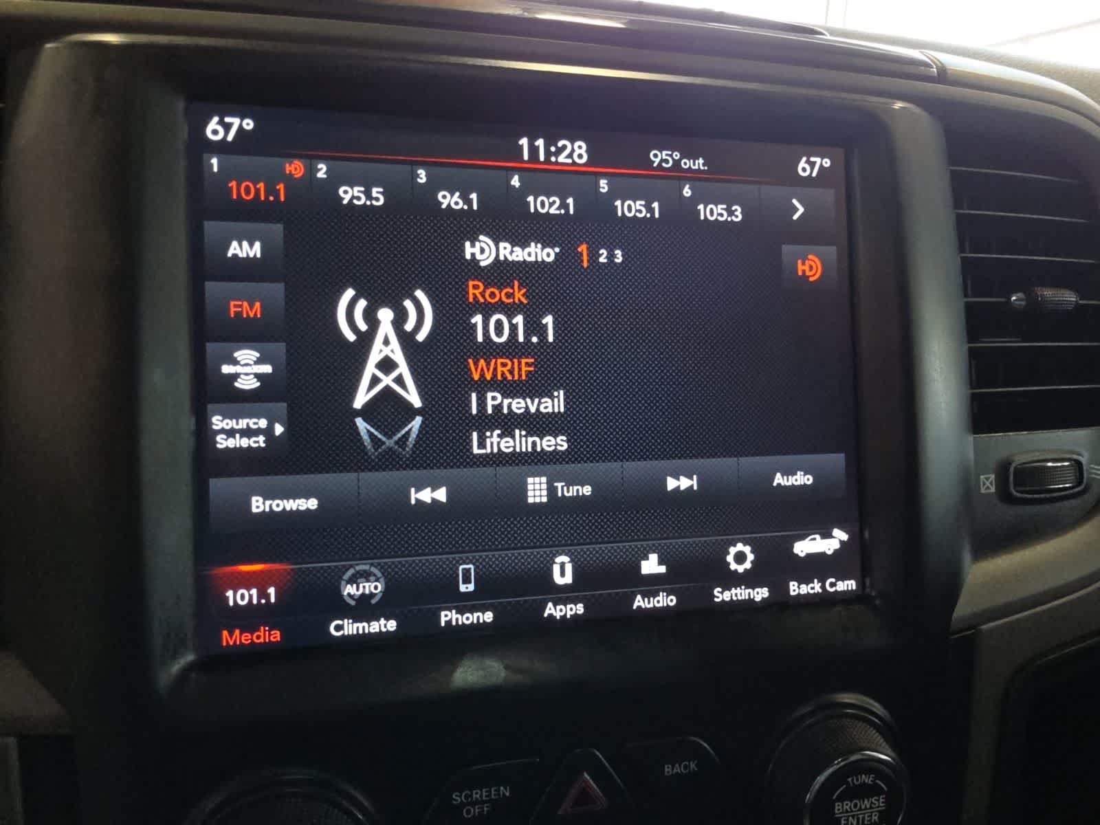 Used 2019 RAM 1500 Express w/ Wheel & Sound Group AWD/4WD image 23