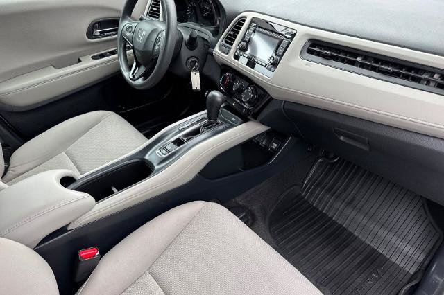 Used 2018 Honda HR-V LX image 11