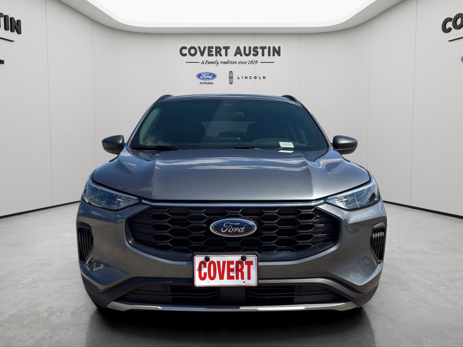 Certified 2025 Ford Escape ST-Line FWD image 8