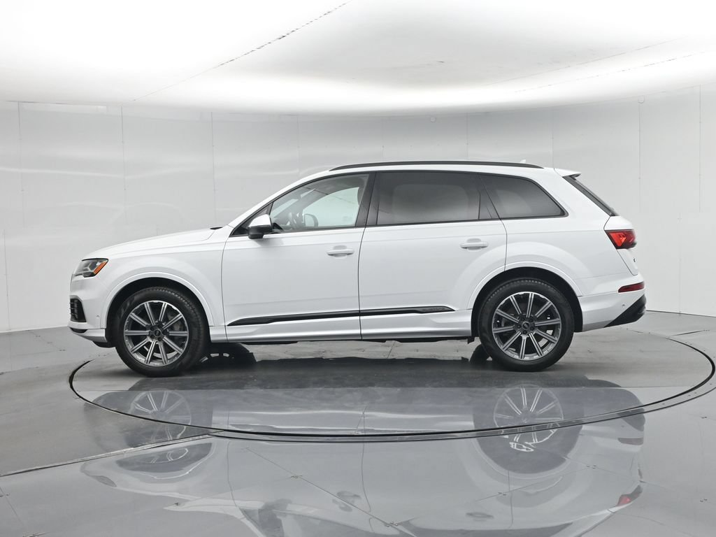 Used 2022 Audi Q7 2.0T Premium Plus w/ Premium Plus Package AWD/4WD image 30