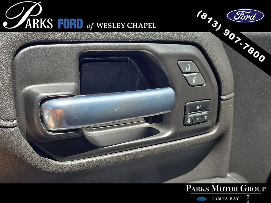 Used 2022 Chevrolet Silverado 2500 High Country w/ LPO, Hitch Package image 16