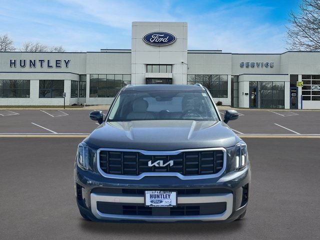 Used 2023 Kia Telluride S w/ S Sunroof Package AWD/4WD image 2