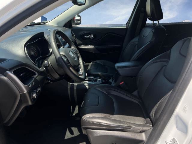 Used 2021 Jeep Cherokee Latitude Lux FWD image 10