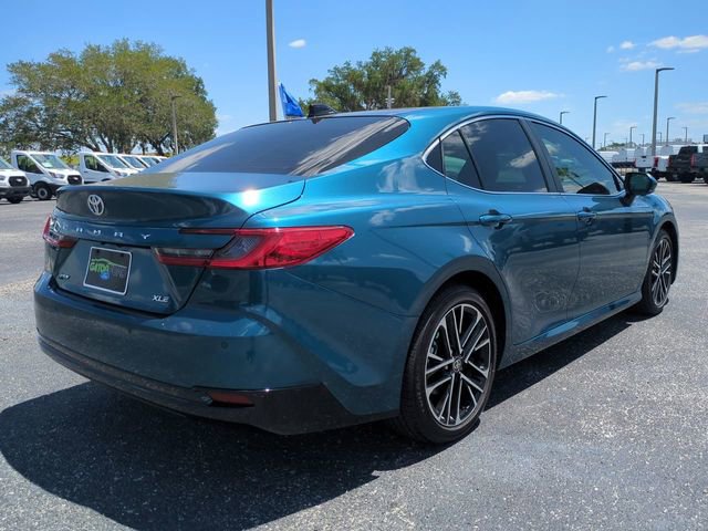 Used 2025 Toyota Camry XLE w/ Premium Plus Package FWD image 5