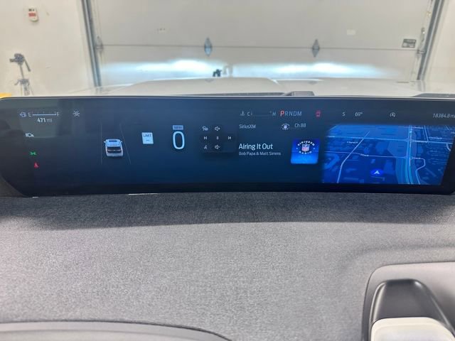 Certified 2025 Ford Expedition Active image 30