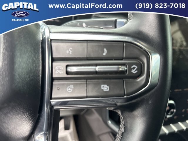 Used 2026 GMC Acadia Elevation w/ Elevation Premium Package FWD image 23