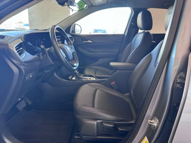 Used 2024 Buick Encore GX Sport Touring FWD image 9