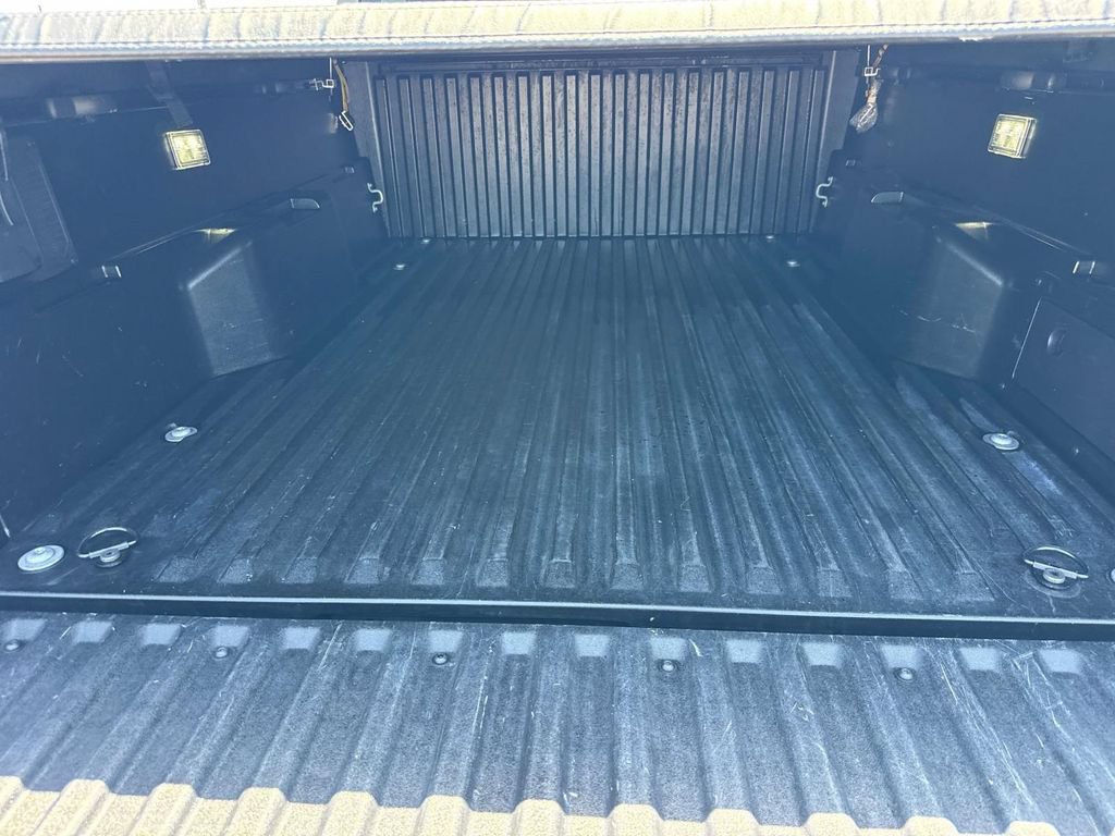 Used 2024 Toyota Tacoma TRD Sport AWD/4WD image 11